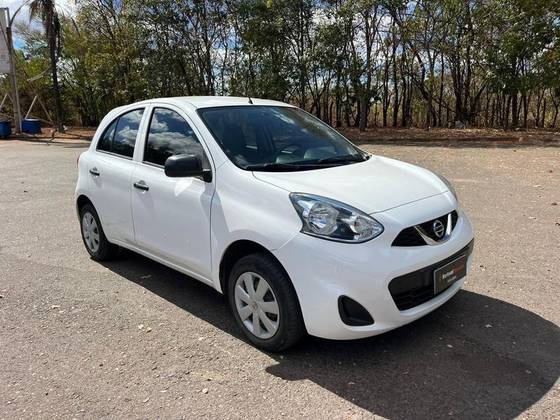 NISSAN MARCH 1.0 CONFORTO 12V FLEX 4P MANUAL